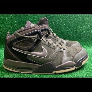 Nike Air Flight / Falcon • Basketball Shoes